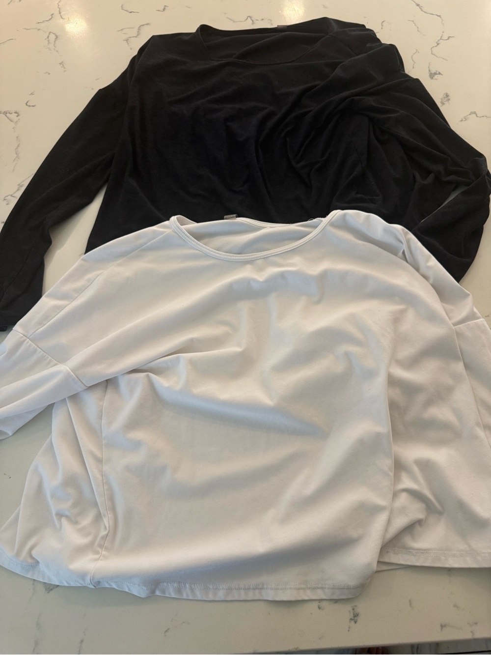Beyond Yoga Long Sleeve Tee in Black & White